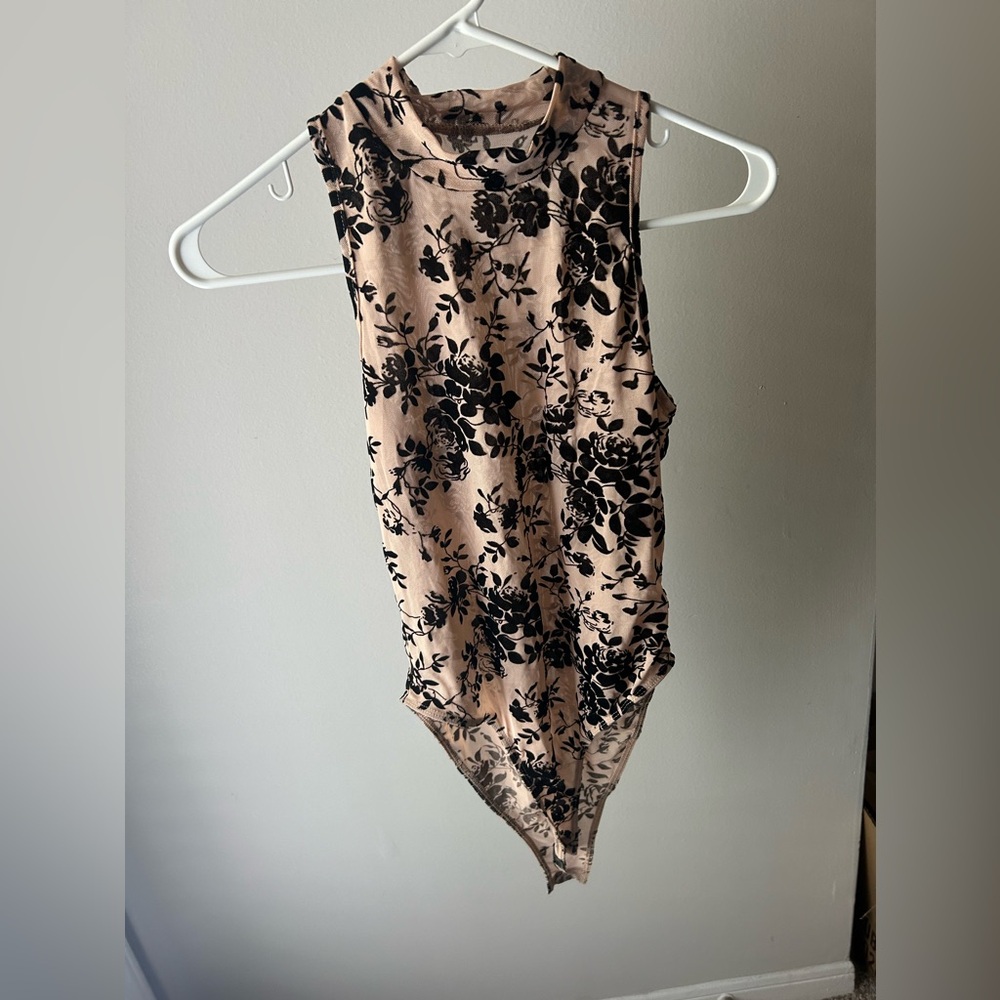 Nude/black floral bodysuit